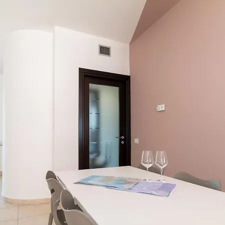 Xenia Boutique House Tirso * Oristano