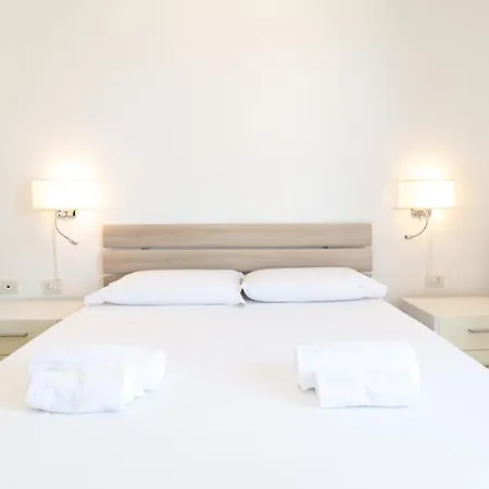 Sardinianworld - Xenia Boutique Tirso