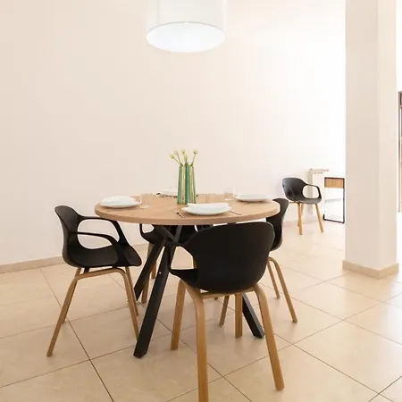 Appartamento Xenia Boutique House Tirso