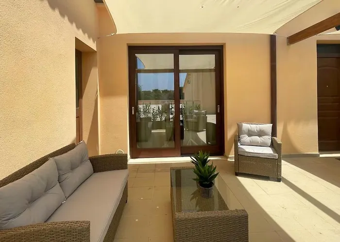 Xenia Boutique House Tirso Daire *